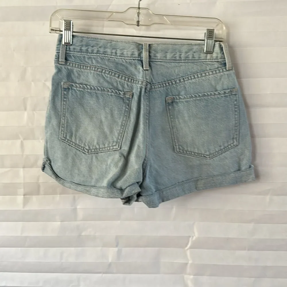 Old Navy Girls Light Wash Distressed Denim Cuffed Shorts Size 16